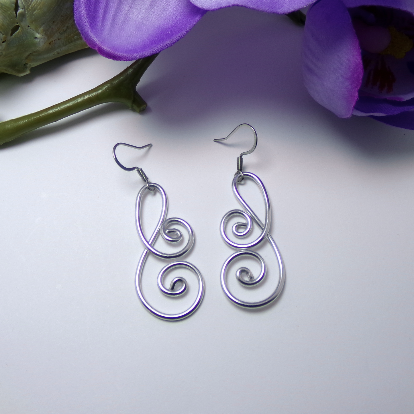 Dangle Earrings With Double Swirl