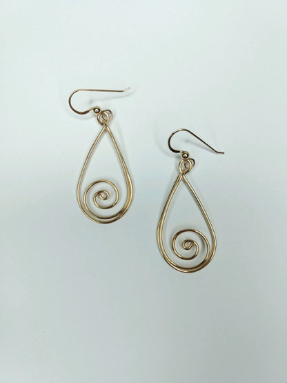 Gold Elegant Swirl Earrings